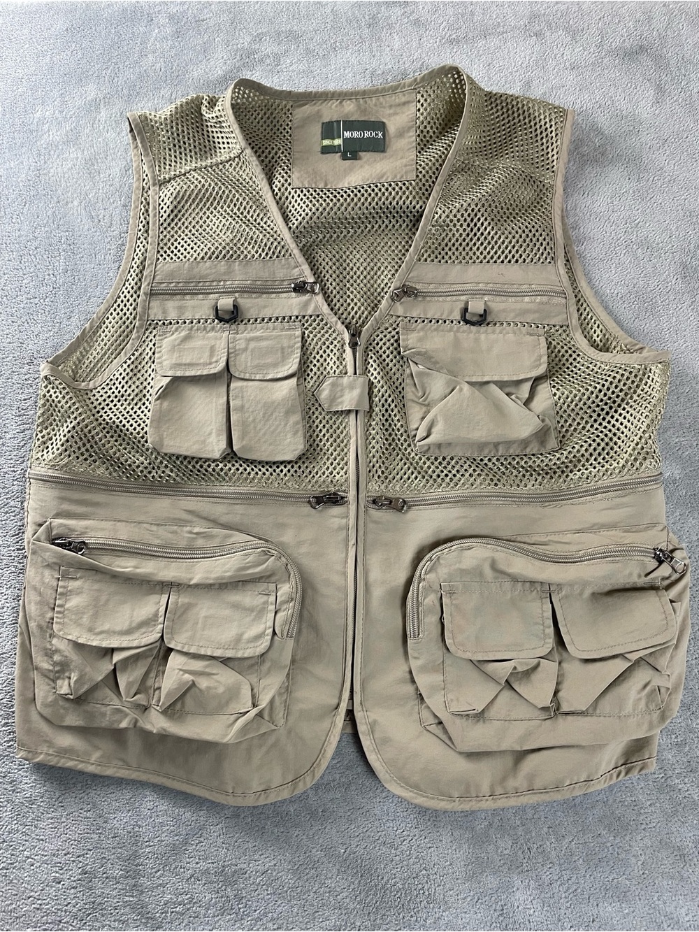 15 Pocket Moro Rock Safari Photography Fishing Vest Mens L/M Khaki Mesh Zip